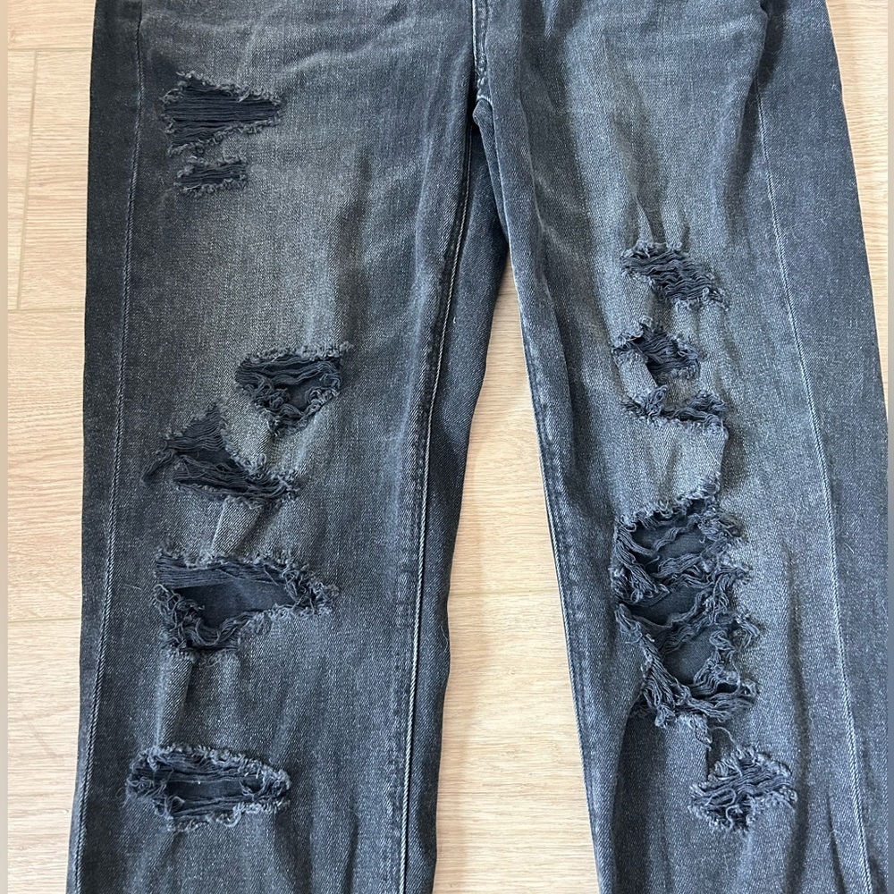 American Eagle Women’s black distressed overalls Size Medium Western NWT - Picture 2 of 7